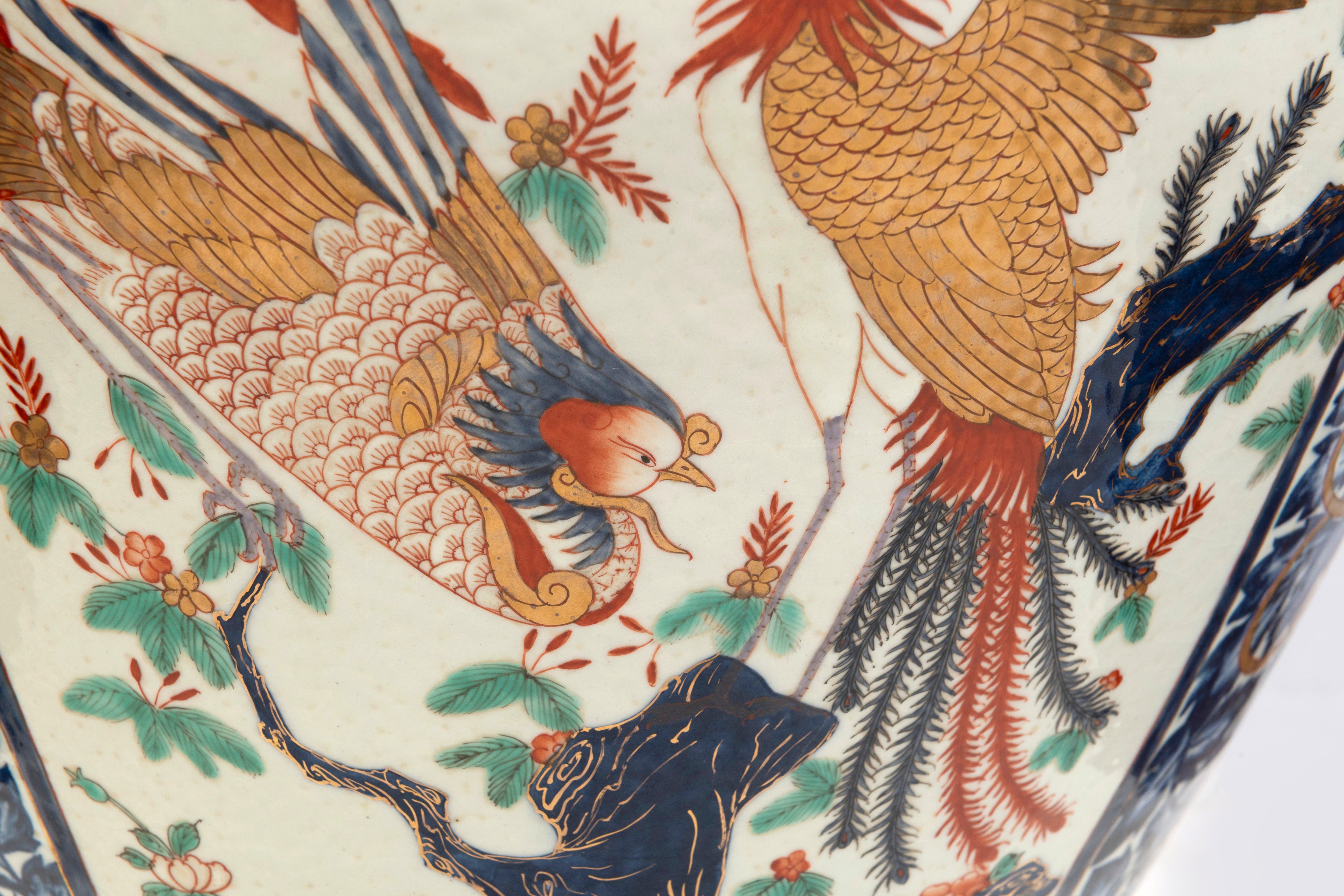 Substantial Imari Baluster Vase With Cover (GS. 236)