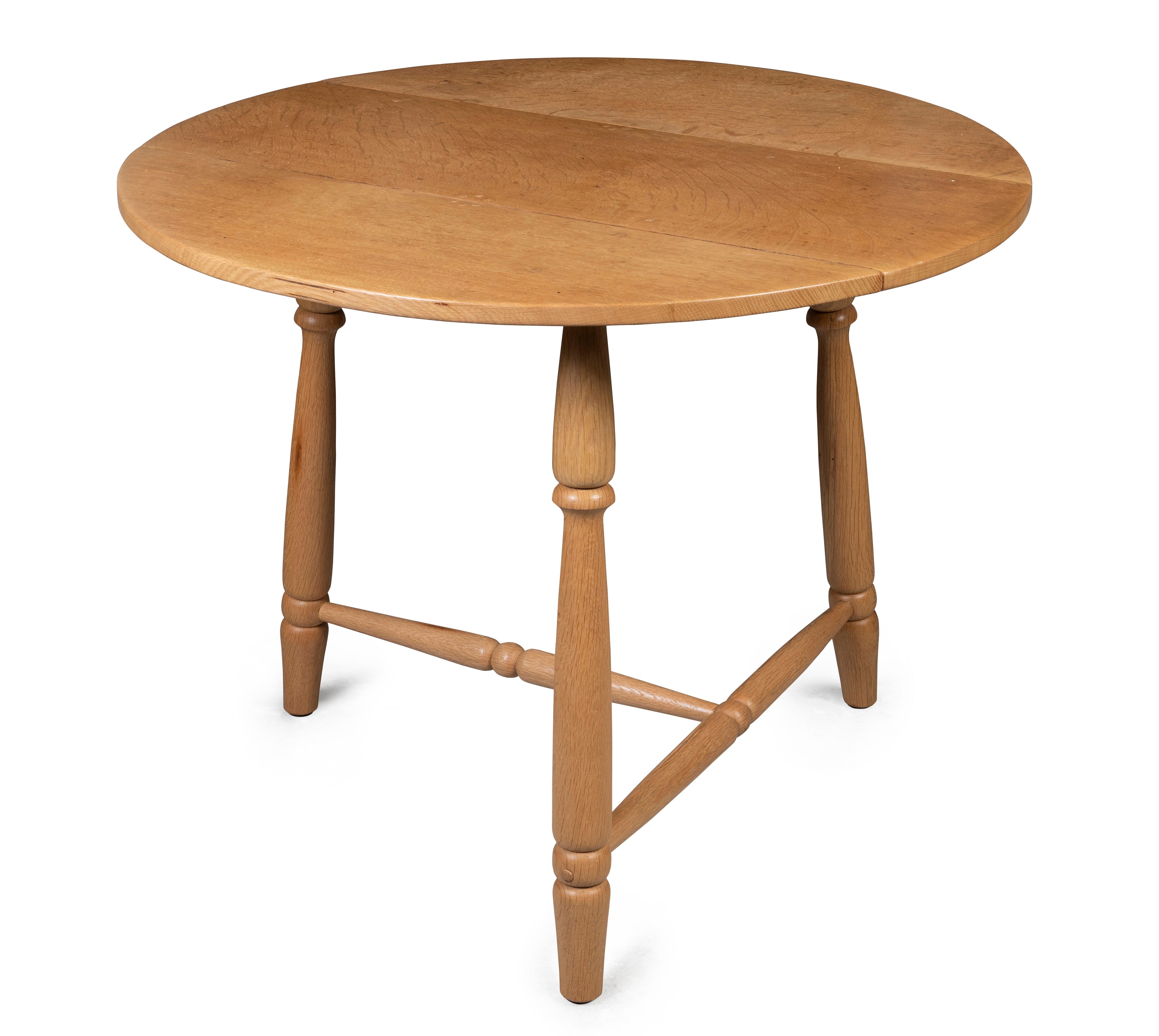 A Classically Inspired Oak Cricket Table (GS. 432)