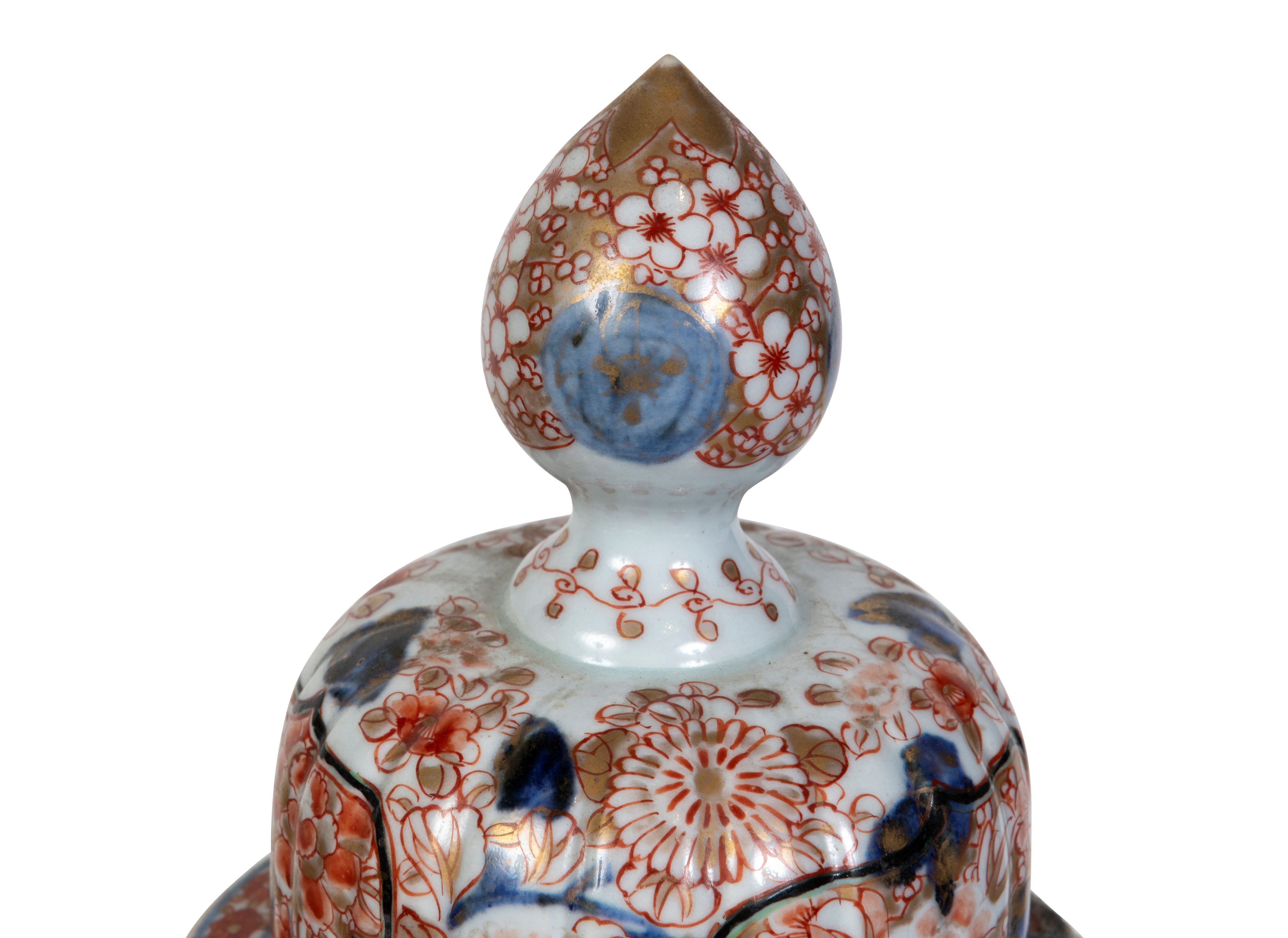 A Pair of Japanese Lidded Imari Vases, 19th Century (GS 329)