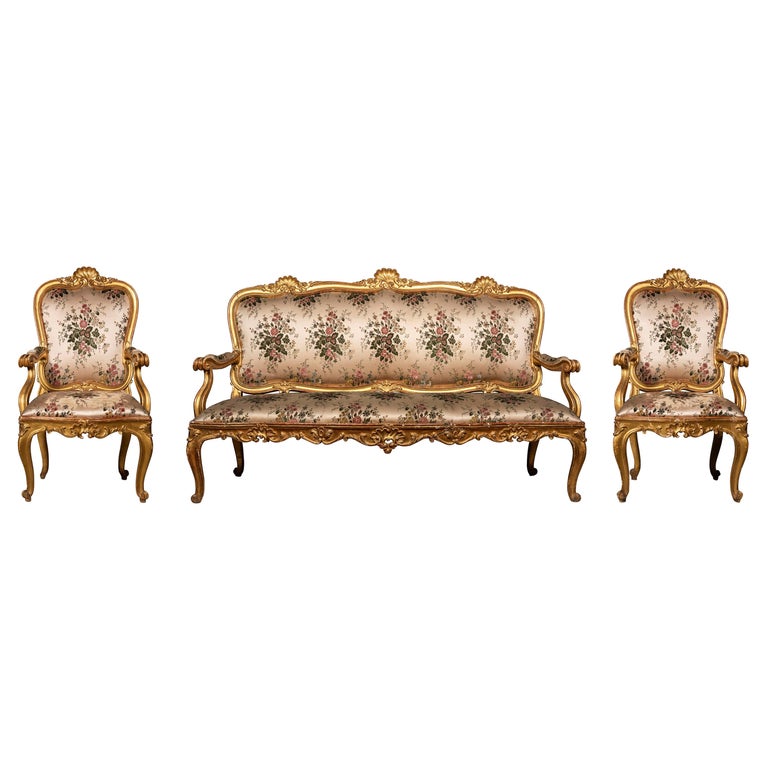 Late 18th Century Venetian Giltwood Suite