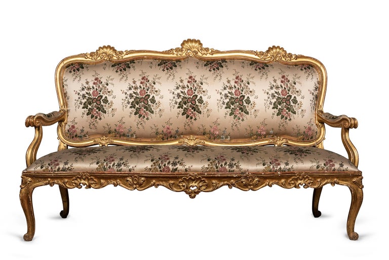 Late 18th Century Venetian Giltwood Suite