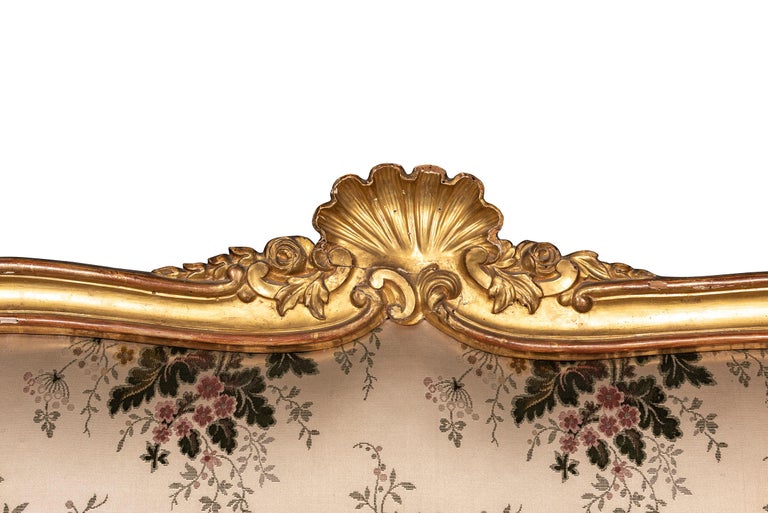 Late 18th Century Venetian Giltwood Suite