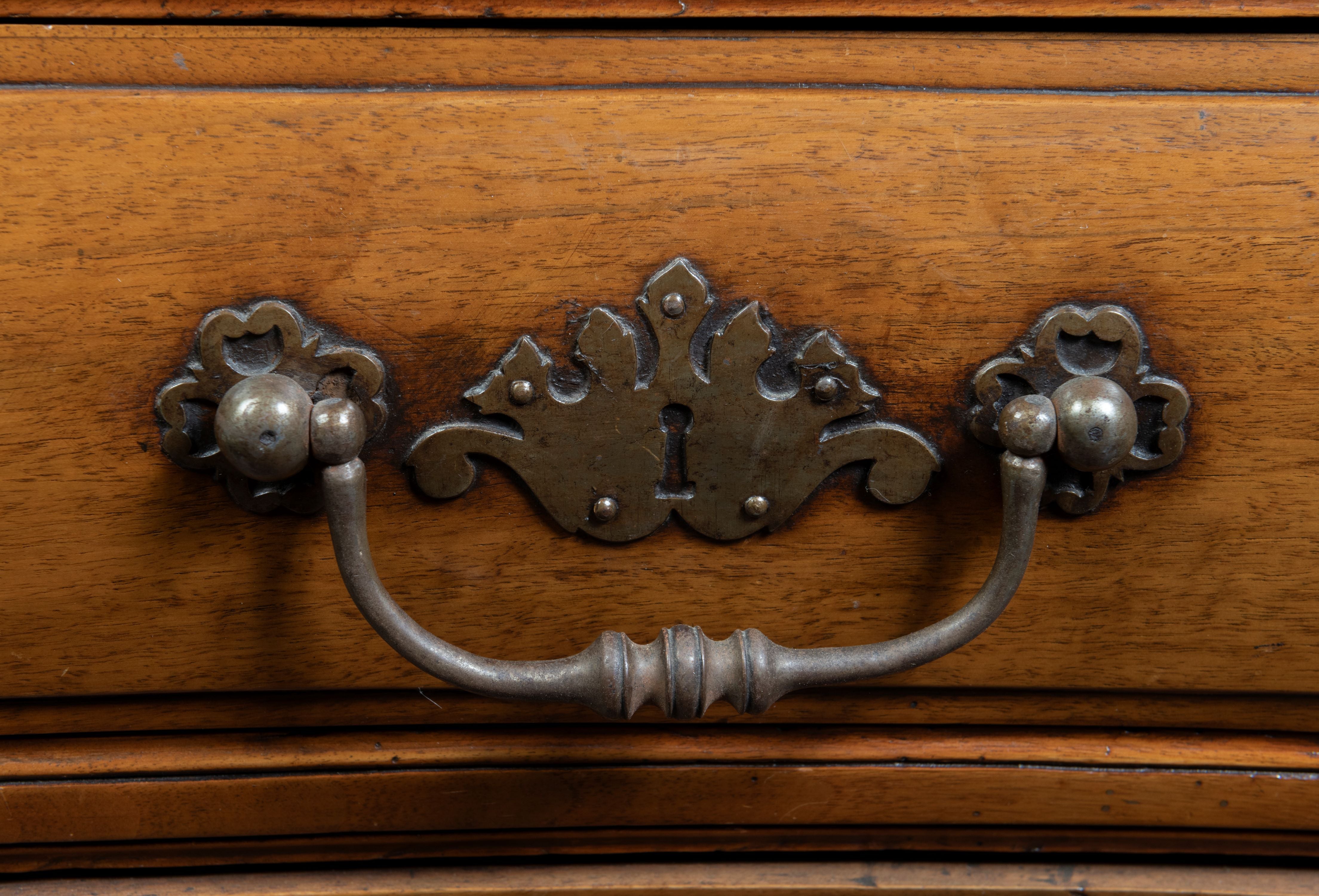 A Liege Walnut Bombe Commode, First Quarter 18th Century (GS 383)