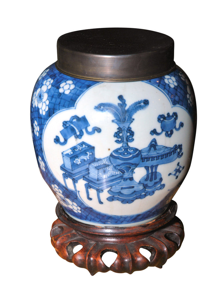 A Chinese Blue and White Vase, Kangxi Mark